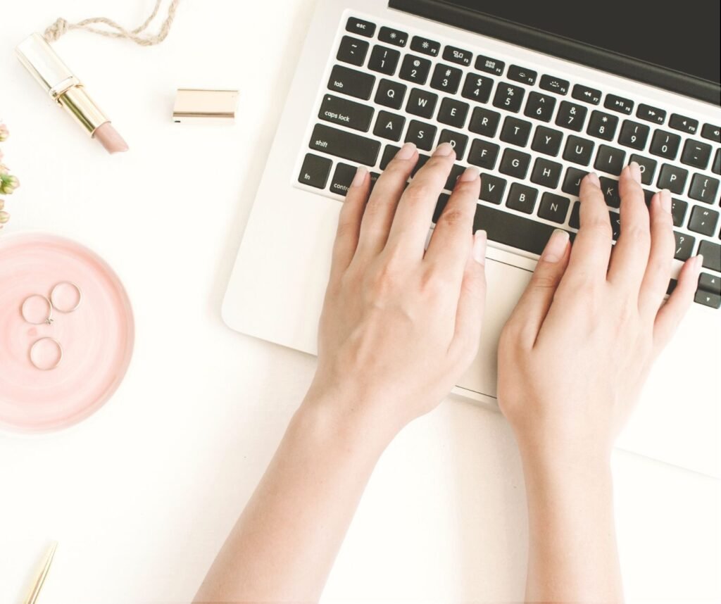 seo-content writer-seo-expert-semantic-strategist-iana-dixon